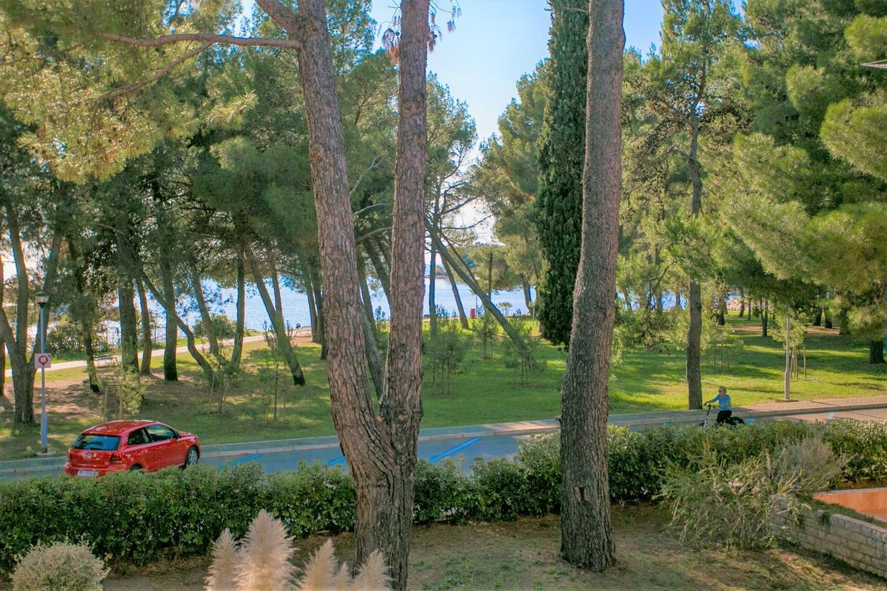 Novigrad Istria Apartment Morena מראה חיצוני תמונה