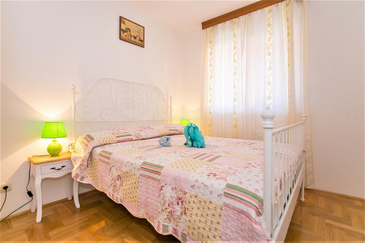 Novigrad Istria Apartment Morena מראה חיצוני תמונה