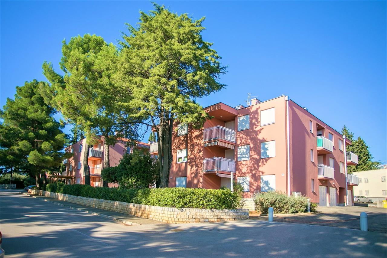 Novigrad Istria Apartment Morena מראה חיצוני תמונה